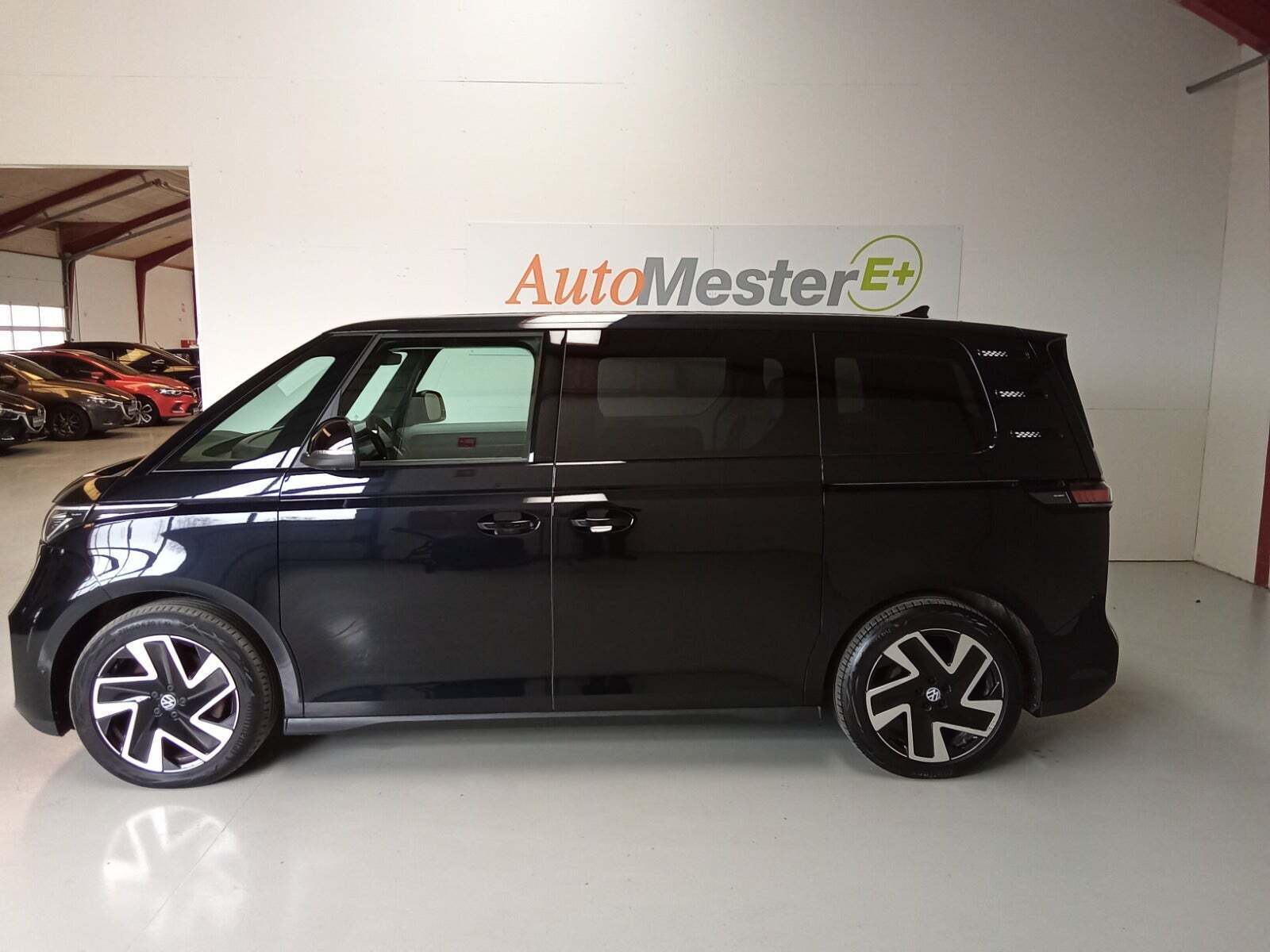 VW ID.Buzz 77 Style 75 Years Edition SWB