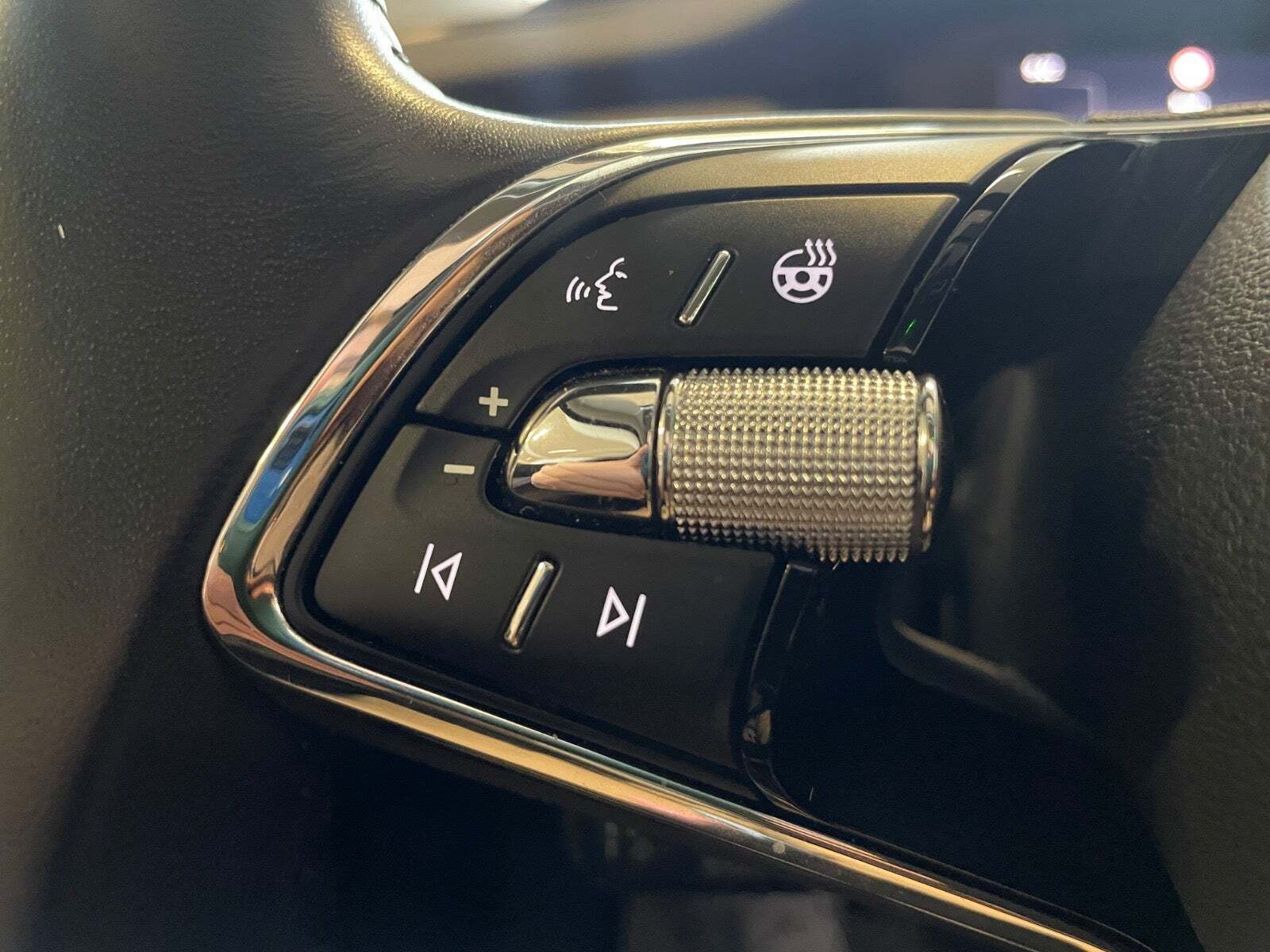 Sort Skoda Enyaq fra 2023