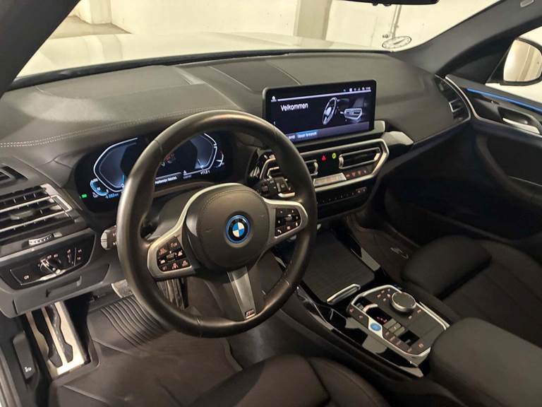 BMW iX3 Charged M-Sport