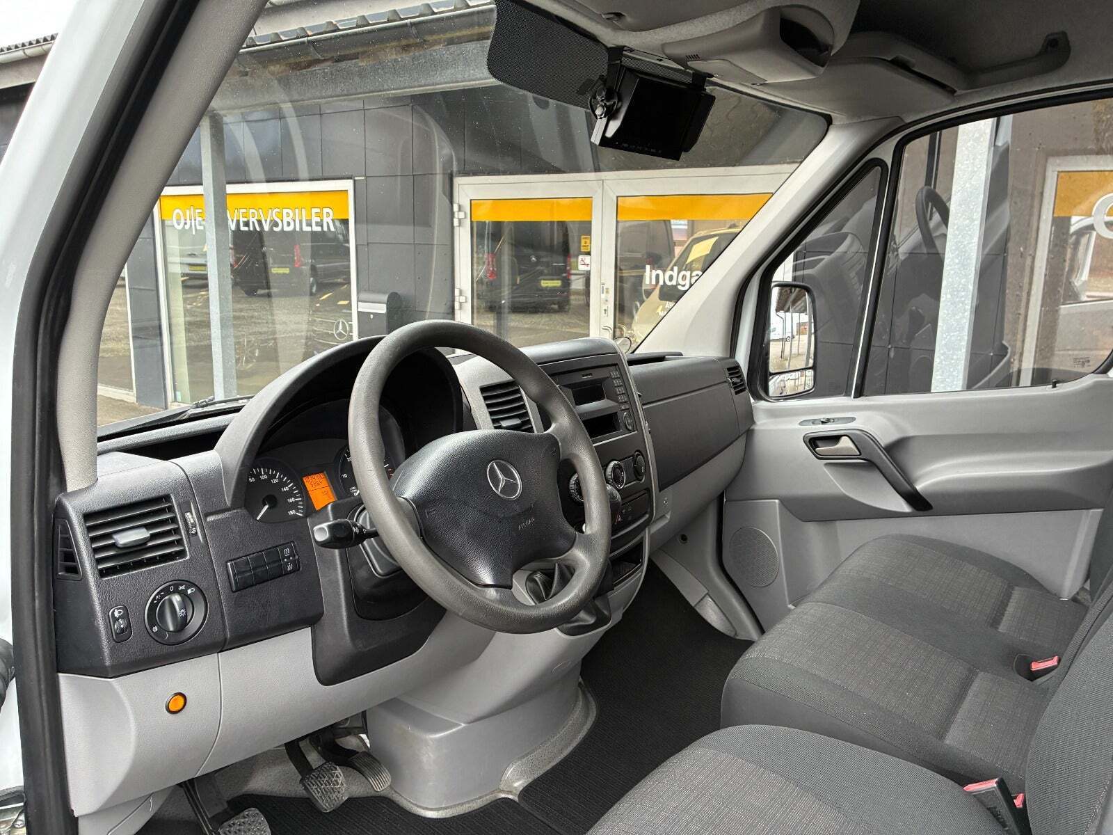 Mercedes Sprinter 316 2,2 CDi R2 Kassevogn