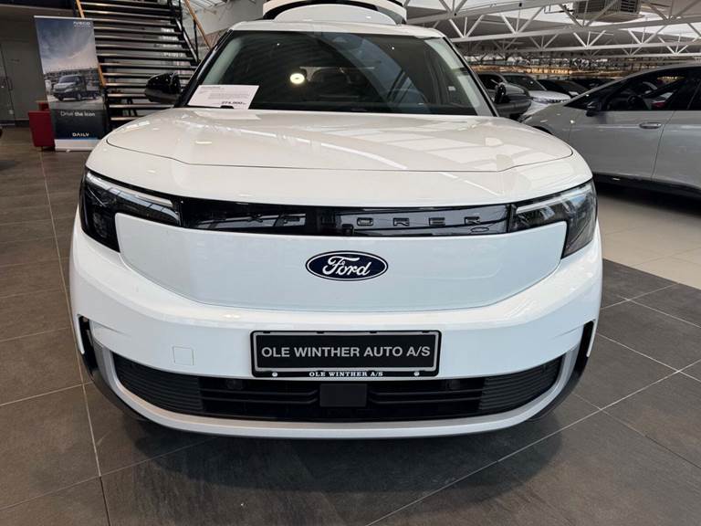 Ford Explorer 77 Select Extended Range