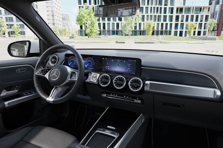 Hvid Mercedes EQB250+ fra 2024