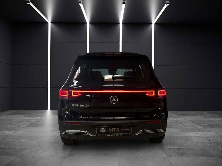 Mercedes EQB250+ AMG Line