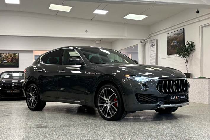 Grå Maserati Levante fra 2018