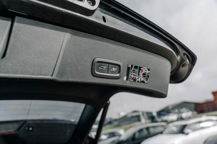 Sort Volvo XC40 fra 2021