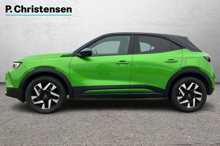 Grøn Opel Mokka-e fra 2023