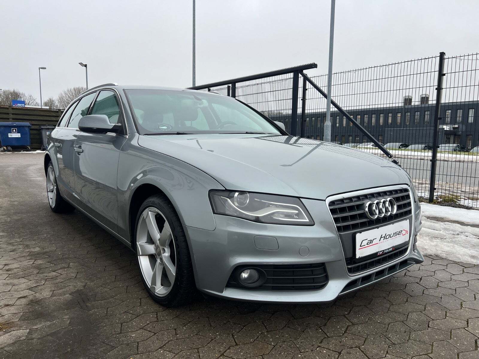 Sølv Audi A4 fra 2010
