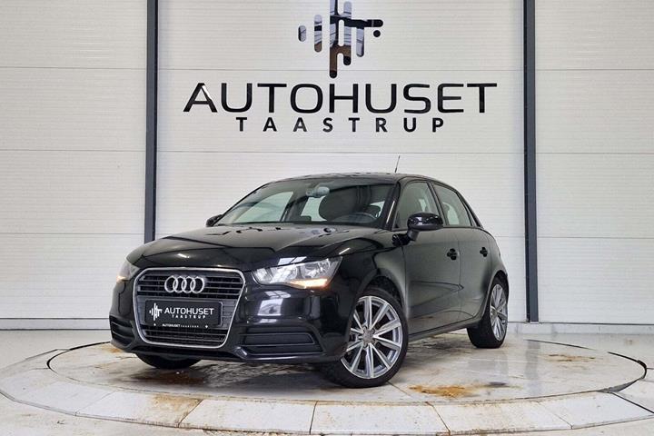 Sort Audi A1 fra 2012 set udefra