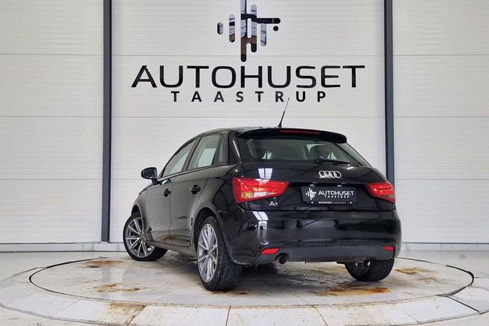 Sort Audi A1 fra 2012