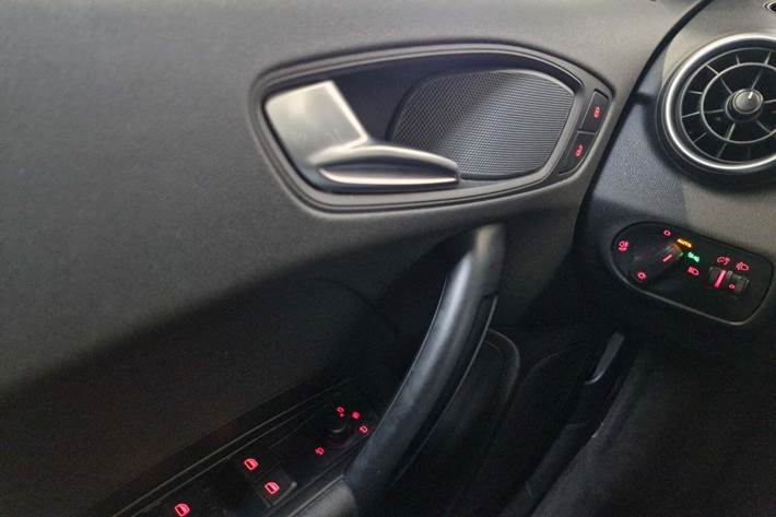 Sort Audi A1 fra 2012