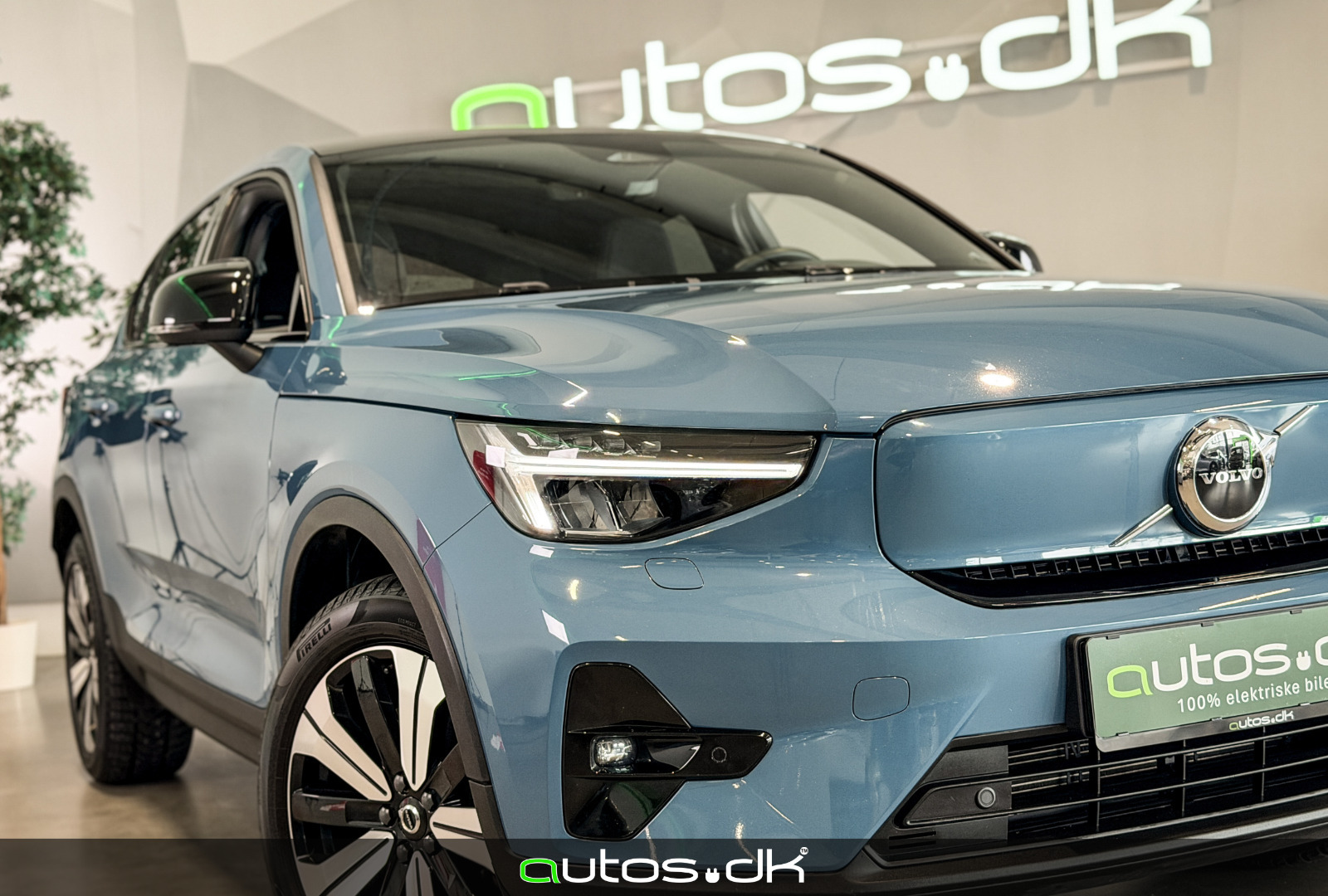 Blå Volvo C40 fra 2023