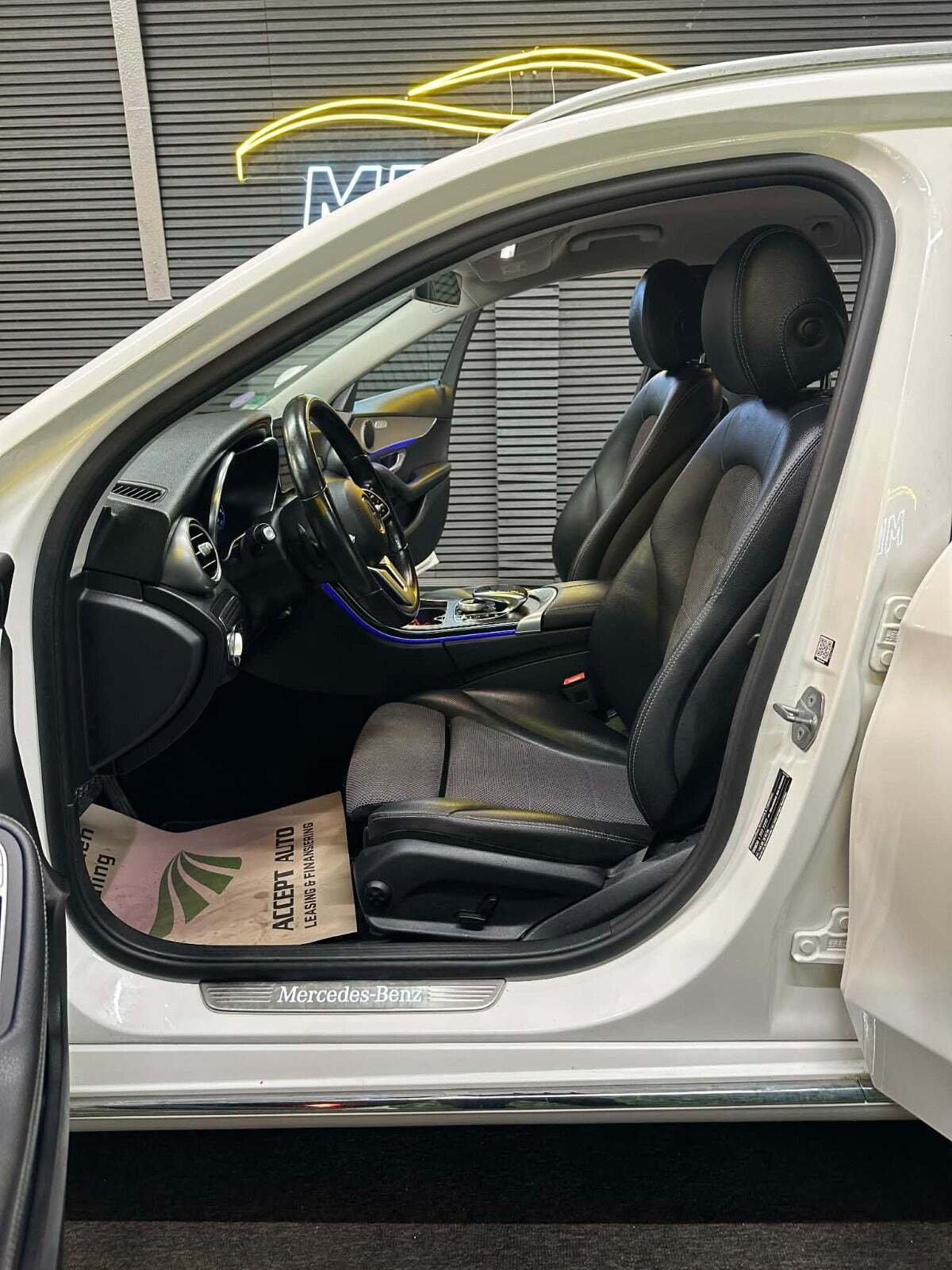 Mercedes C200 1,5 Advantage stc. aut.