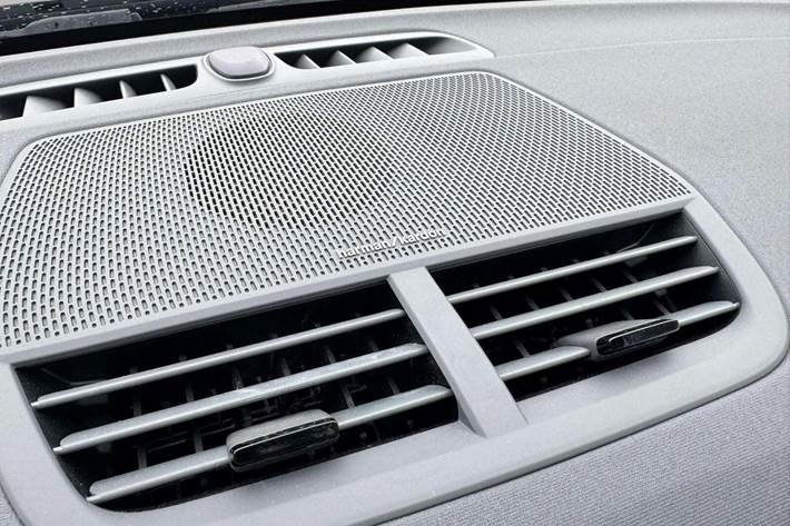 Sort Polestar 2 fra 2021