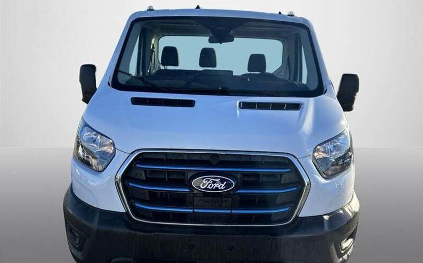 Ford E-Transit 350 L3 Chassis 68 Trend H1 RWD