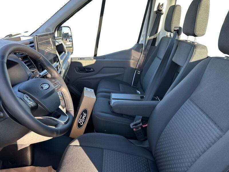 Hvid Ford E-Transit 350 L3 Chassis fra 2025