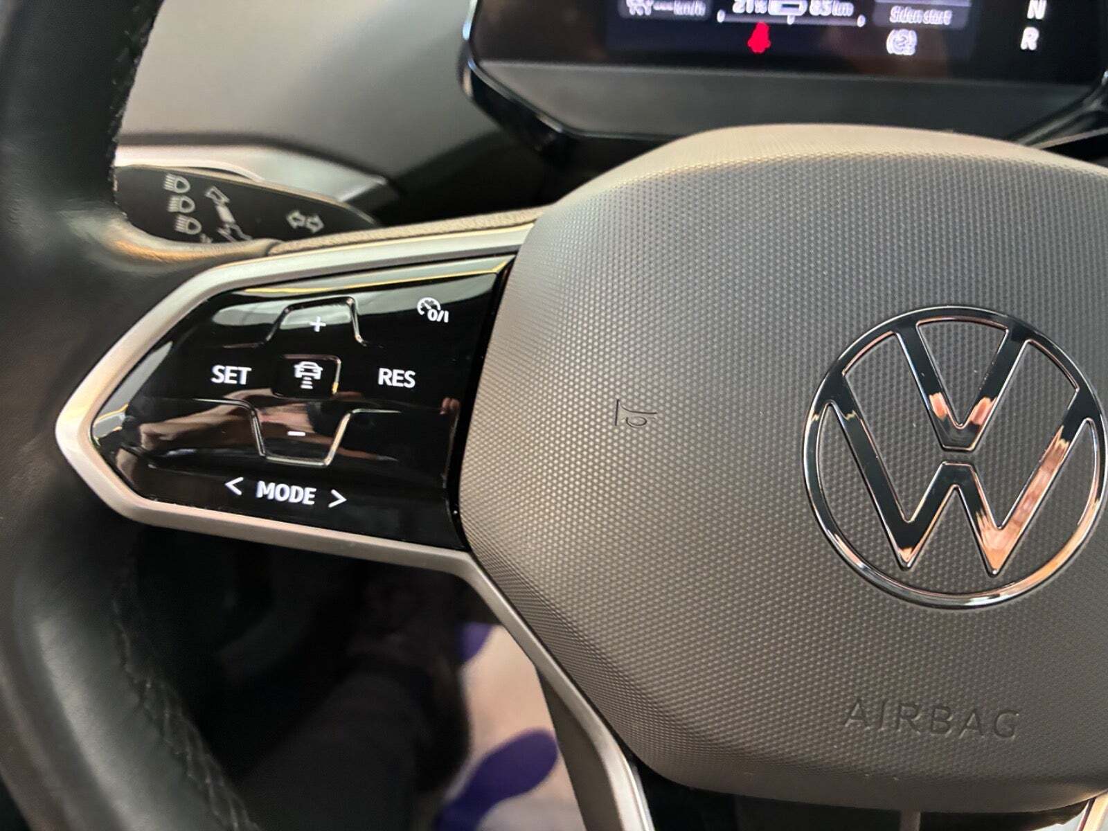 Grå VW ID.4 fra 2023