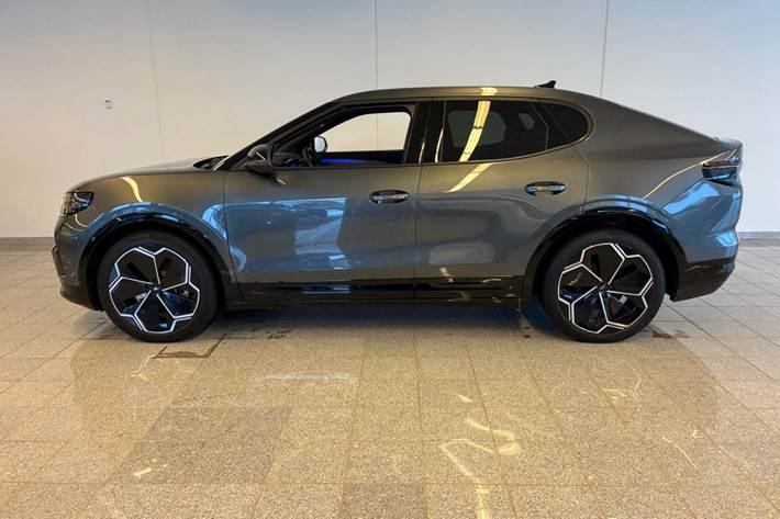 Grå Ford Capri fra 2025
