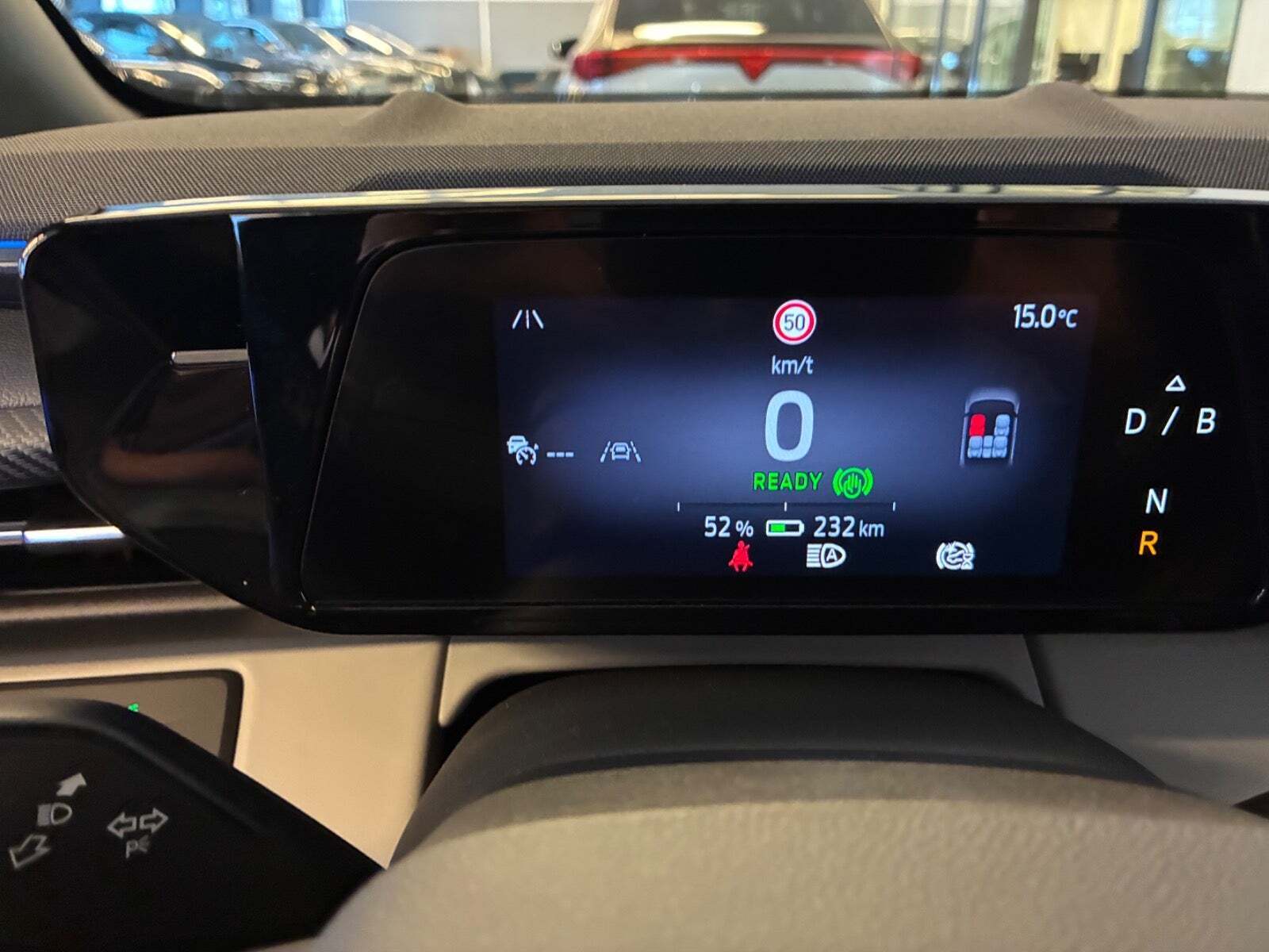 Grå Ford Capri fra 2025