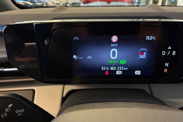 Grå Ford Capri fra 2025