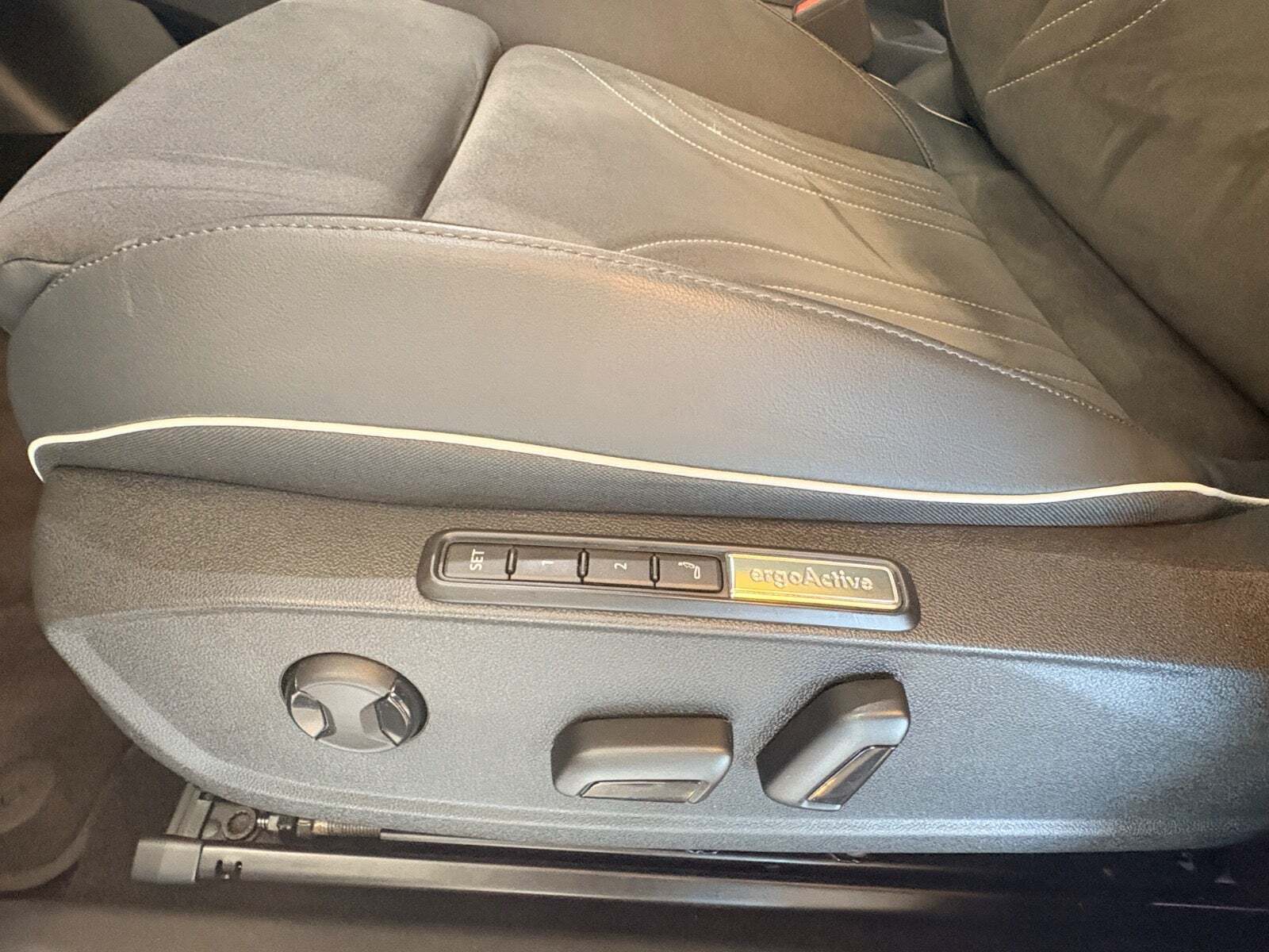 Blå VW ID.5 fra 2025