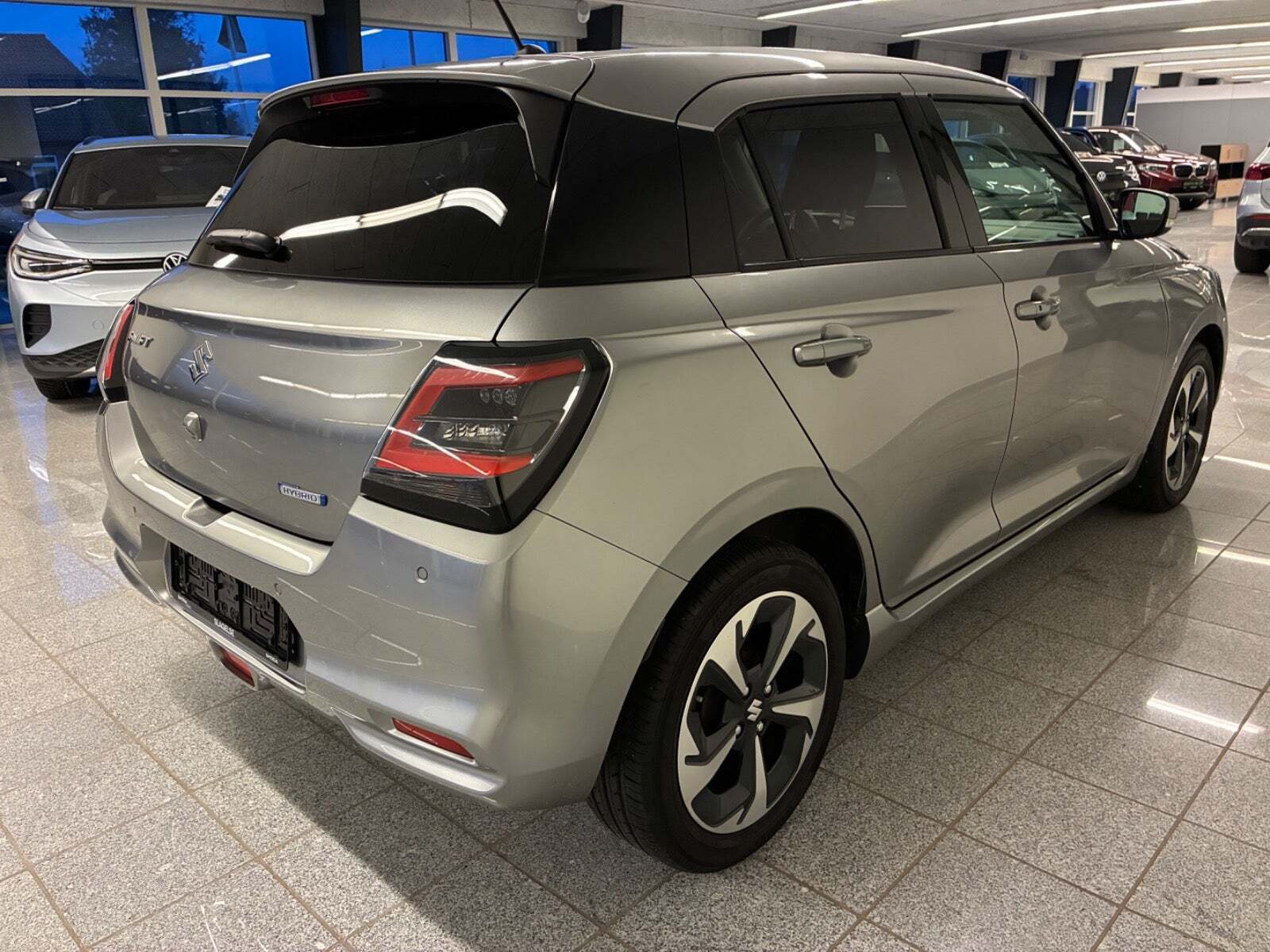 Sølv Suzuki Swift fra 2024
