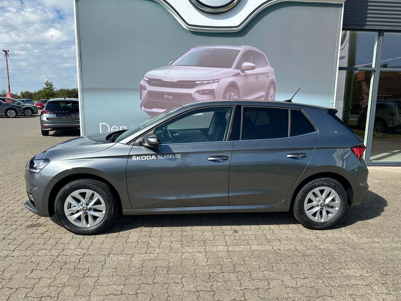 Grå Skoda Fabia fra 2026