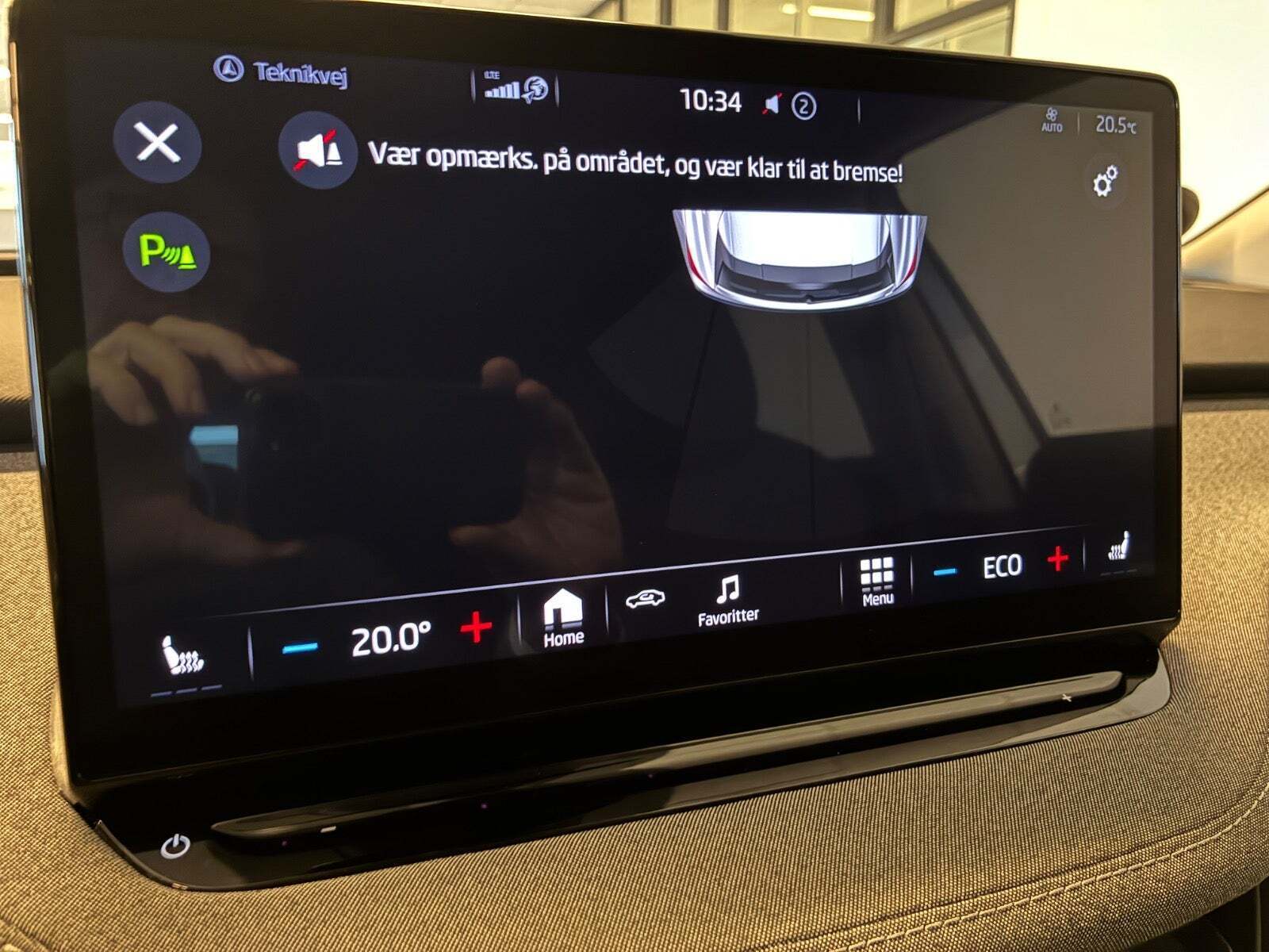 Sølv Skoda Enyaq fra 2021