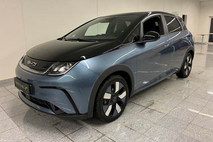 Blå BYD Dolphin fra 2024