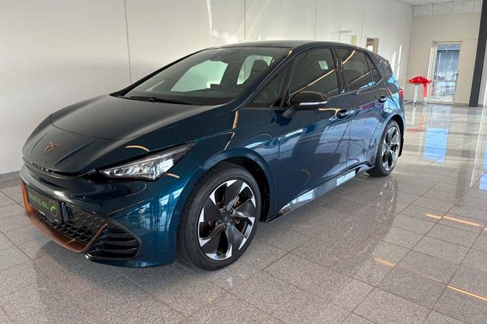 Blå Cupra Born fra 2023