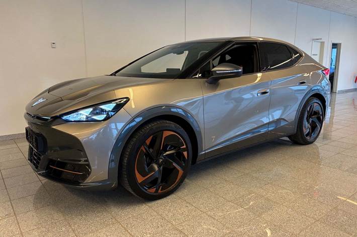 Grå Cupra Tavascan fra 2024