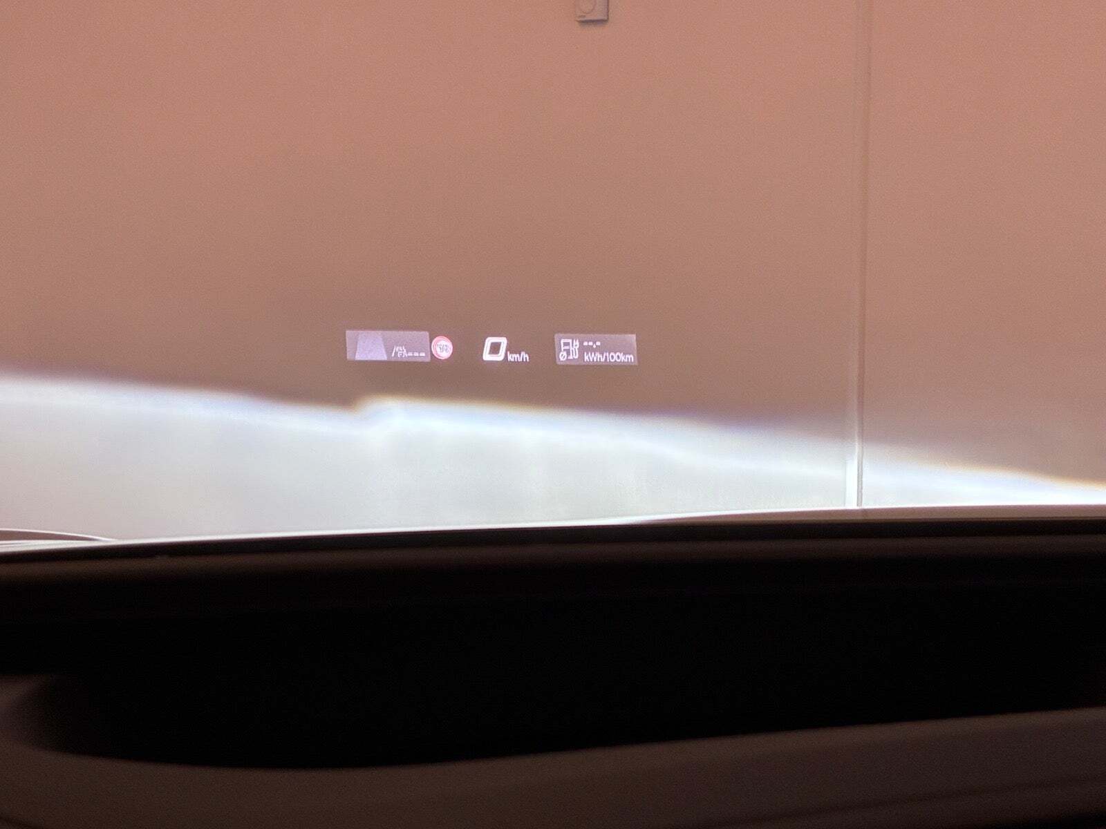 Grå Cupra Tavascan fra 2024