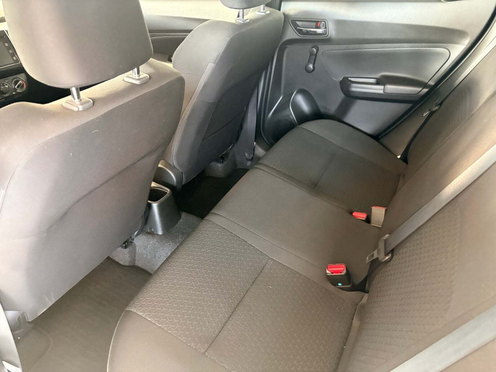 Grå Suzuki Swift fra 2020