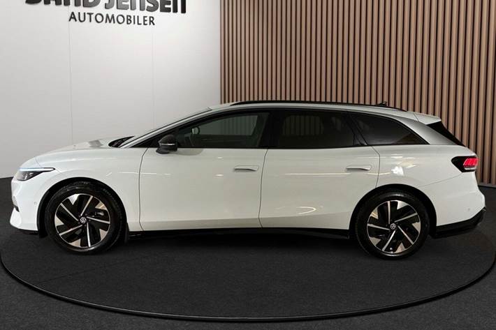 Hvid VW ID.7 fra 2025