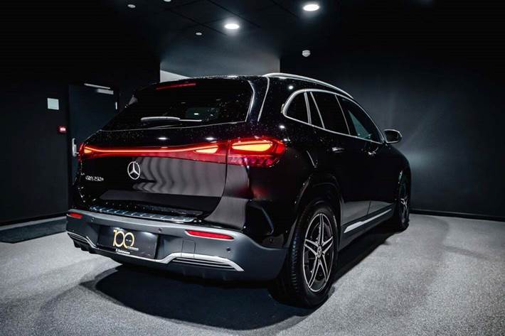 Sort Mercedes EQA250+ fra 2026