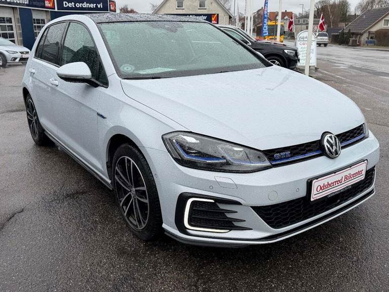 VW Golf VII 1,4 GTE DSG