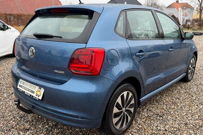 Blå VW Polo fra 2016