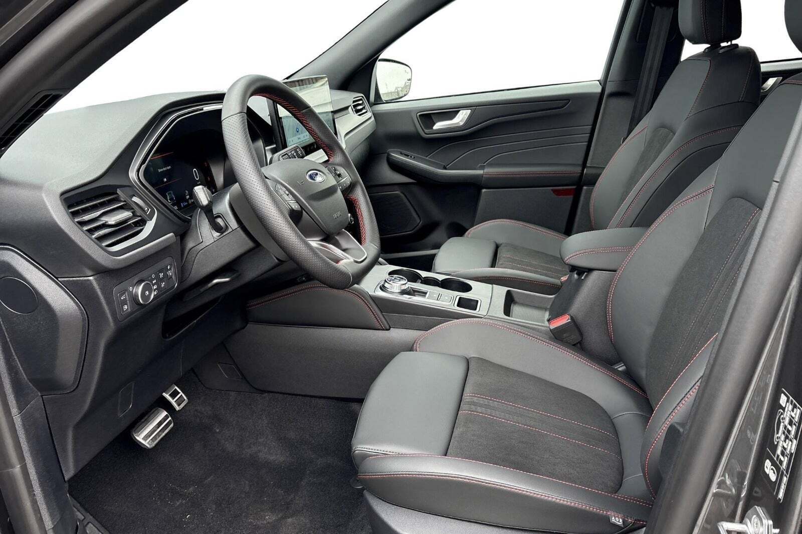 Ford Kuga 2,5 PHEV ST-Line X CVT