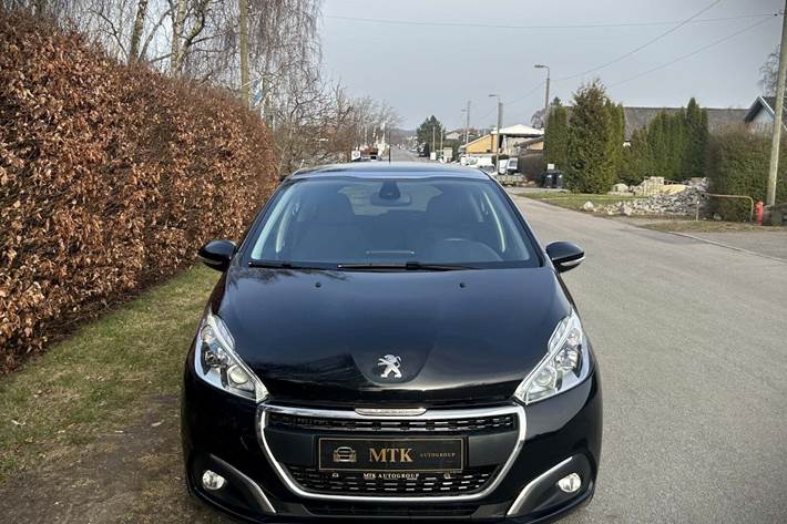 Sort Peugeot 208 fra 2019