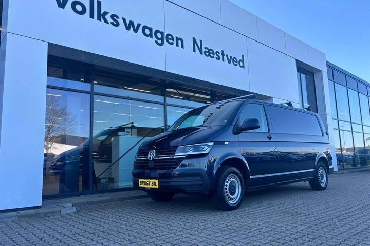 Blå VW Transporter fra 2020