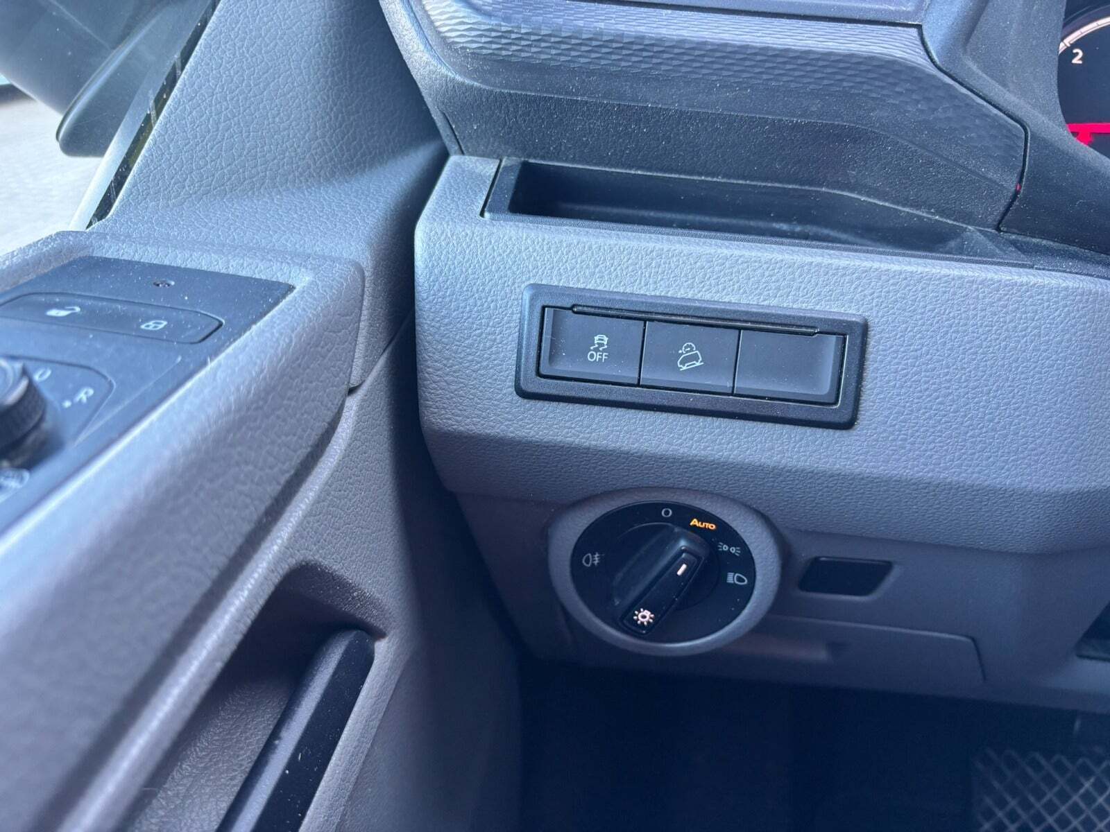 Blå VW Transporter fra 2020