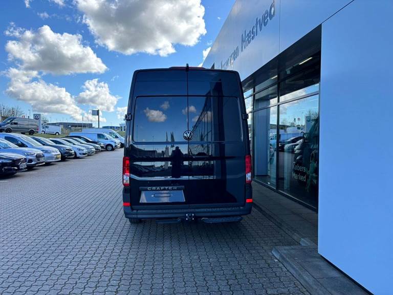 VW Crafter 35 2,0 TDi 177 Kassevogn L3H3 aut.