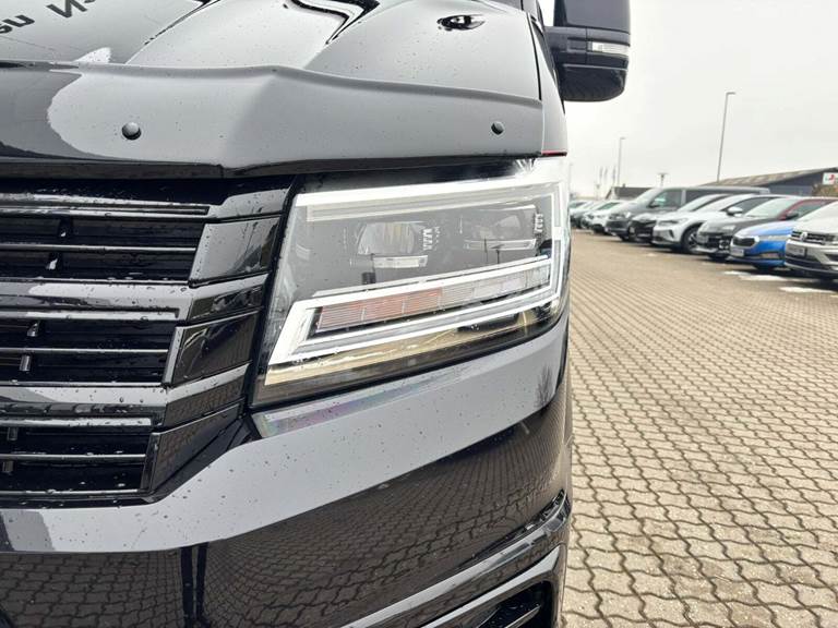 VW Crafter 35 2,0 TDi 177 Kassevogn L3H3 aut.