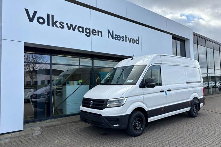 Hvid VW Crafter 35 fra 2025