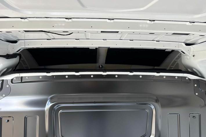 Hvid VW Crafter 35 fra 2025