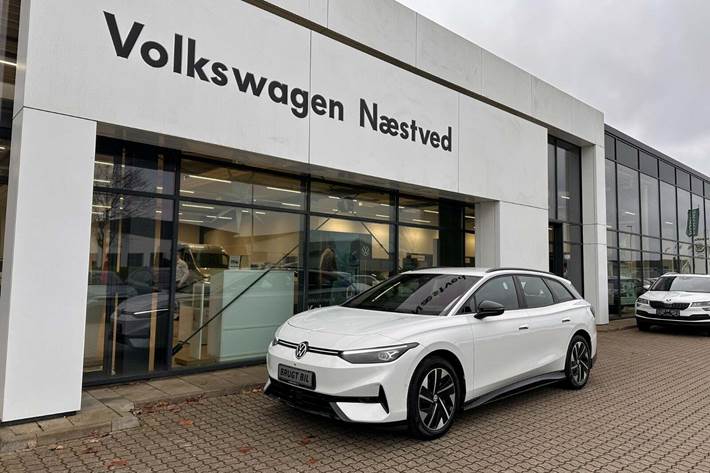 Hvid VW ID.7 fra 2025