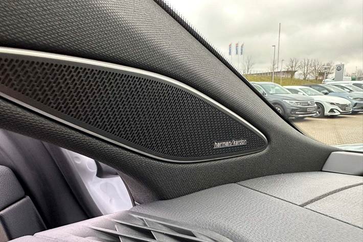 Hvid VW ID.7 fra 2025