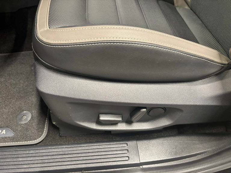 VW Amarok 3,0 TDi 240 Aventura aut. 4Motion