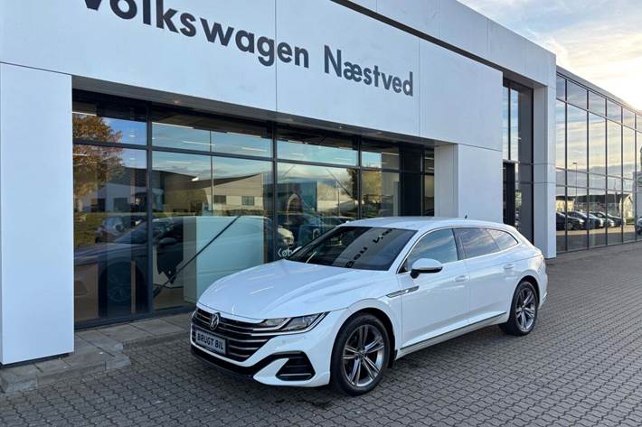Hvid VW Arteon fra 2021
