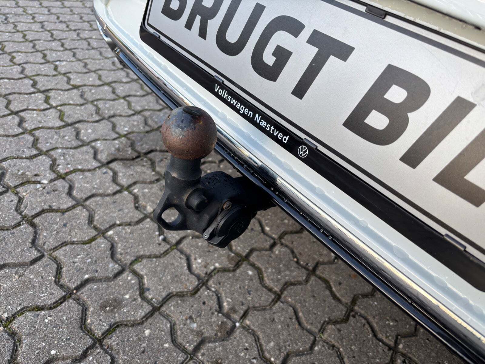 Hvid VW Arteon fra 2021