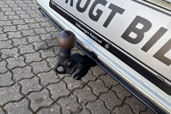 Hvid VW Arteon fra 2021